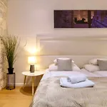 Apartment Apartments & Rooms Graso Split
