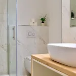 Apartments & Rooms Graso Apartment *