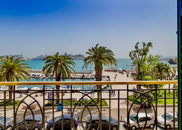 Apartments & Rooms Graso Apartment Split